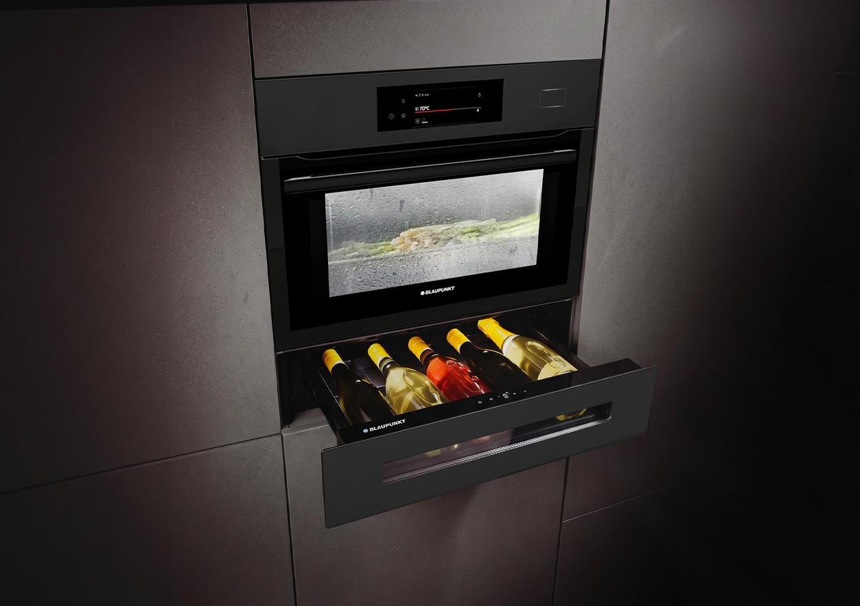 Blaupunkt Weinschublade und Backofen