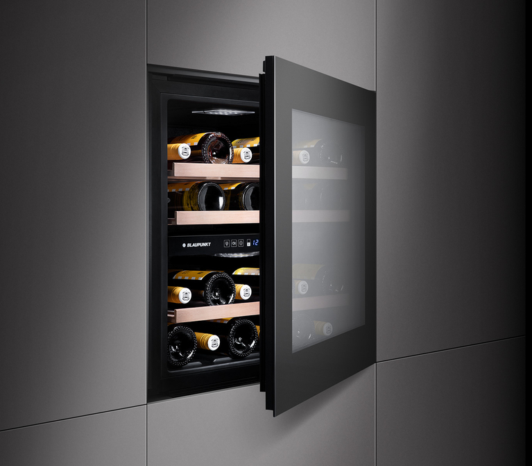 Weinkühlschrank offen